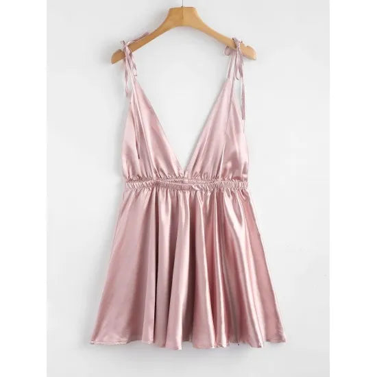 Women'S Pink Backless Satin Tie Shoulder Sleepwear Dress. Sm-194