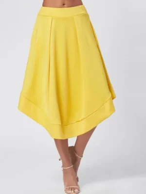 Women'S Yellow Silk Pleated 3-Quarter Skirt